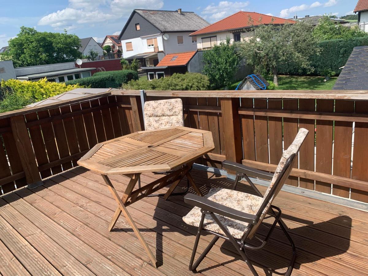Haus Valentina Appartement Waldsolms Buitenkant foto