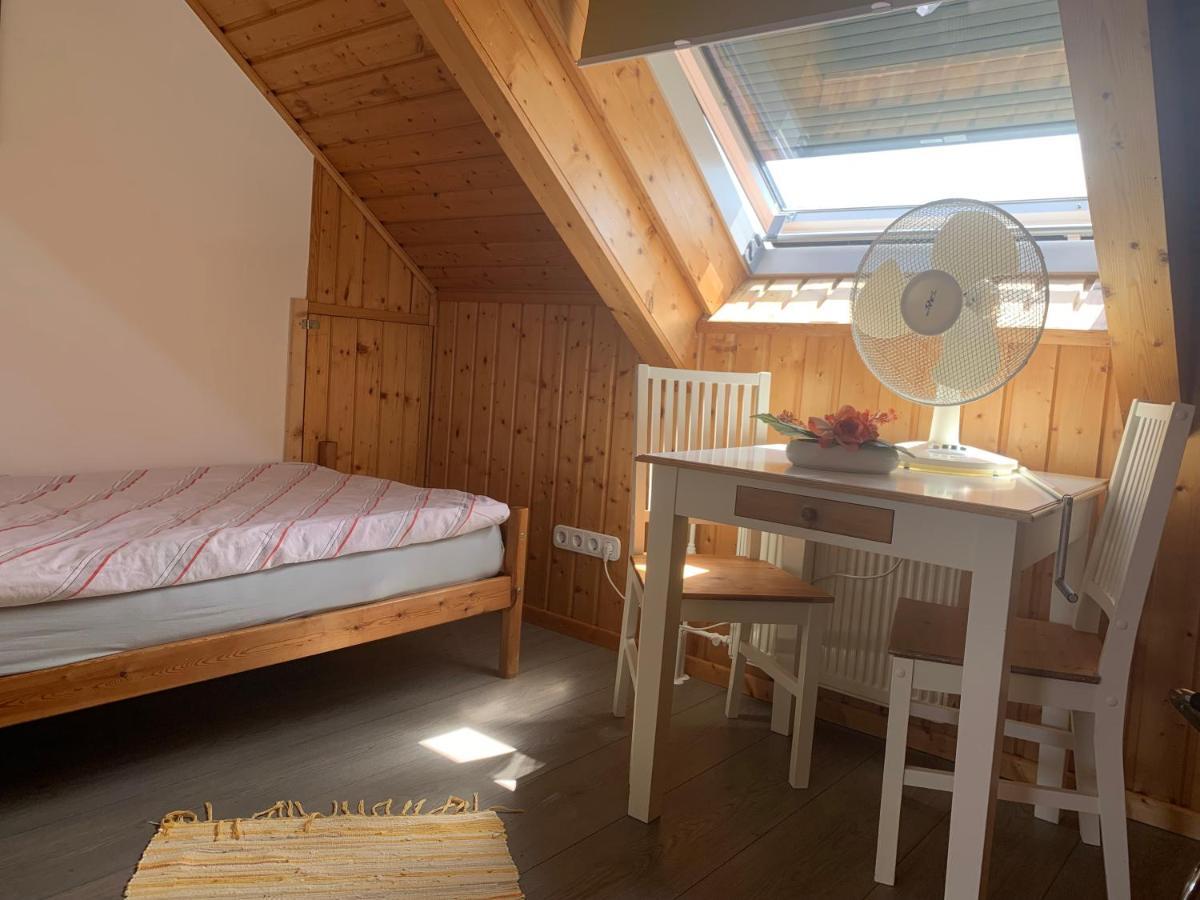 Haus Valentina Appartement Waldsolms Buitenkant foto